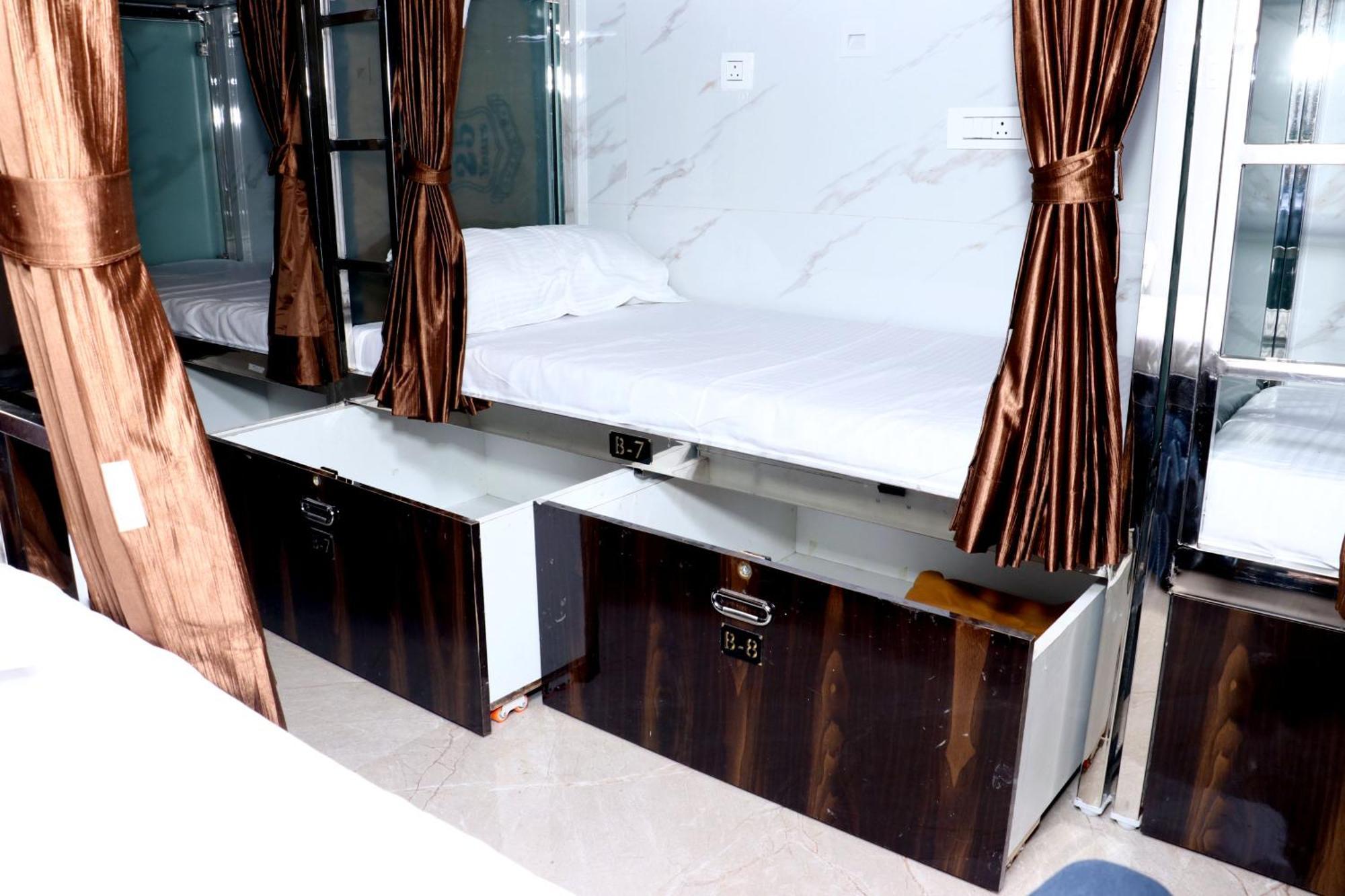 Hotel Comfy Inn Bombay Exterior foto